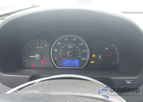 2009 Hyundai Elantra Se from USA, damaged, VIN KMHDU46D99U692719